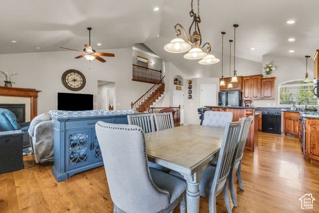 990 W ADAMS CIR, Bluffdale, UT 84065