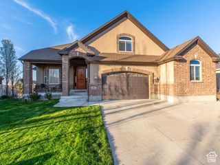 990 W ADAMS CIR, Bluffdale, UT 84065