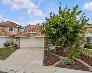 30632 Shoreline Drive, Menifee, CA 92584