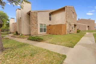 5516 Boca Raton Boulevard 321, Fort Worth, TX 76112