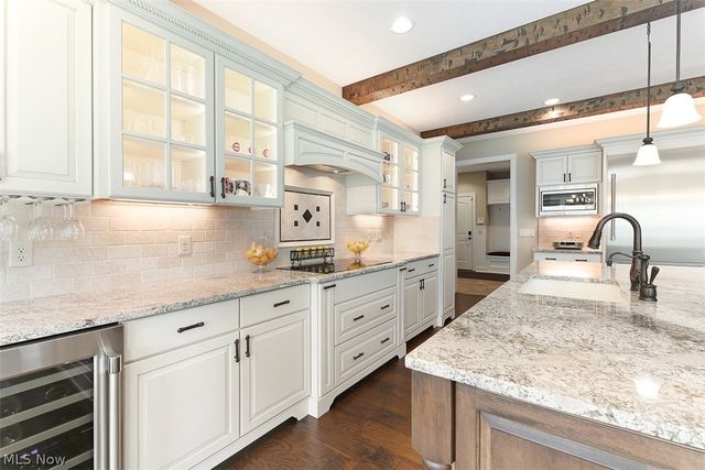 238 Westview Drive, Aurora, OH 44202