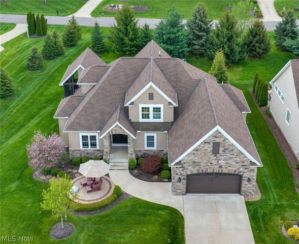 238 Westview Drive, Aurora, OH 44202