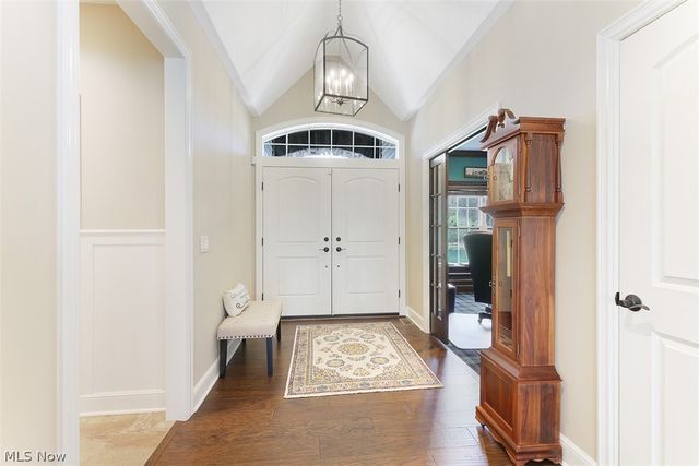 238 Westview Drive, Aurora, OH 44202