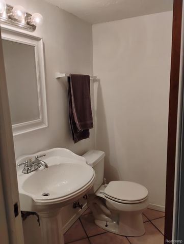 23324 Audrey Avenue, Warren, MI 48091