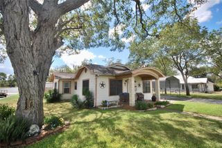 302 S Main Street, Schulenburg, TX 78956