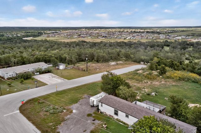 693 Santa Teresa RD, Kyle, TX 78640