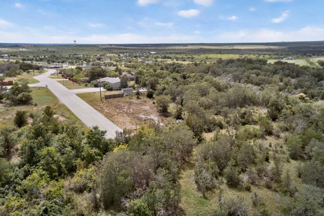 693 Santa Teresa RD, Kyle, TX 78640