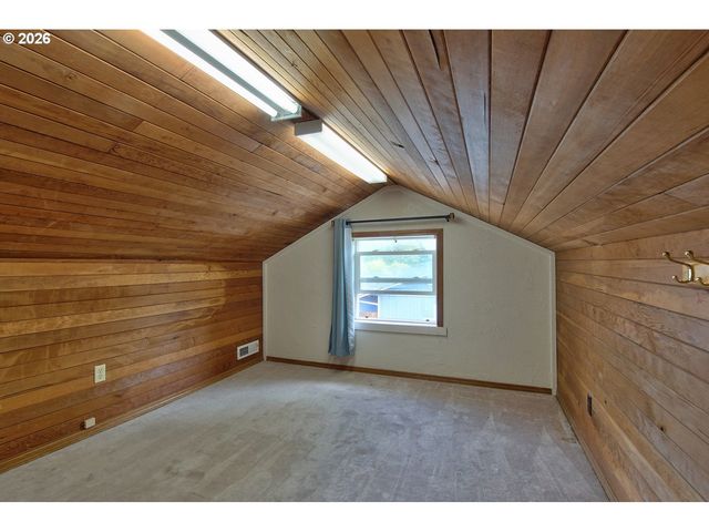 19775 Sw ROCK Rd, Aloha, OR 97003