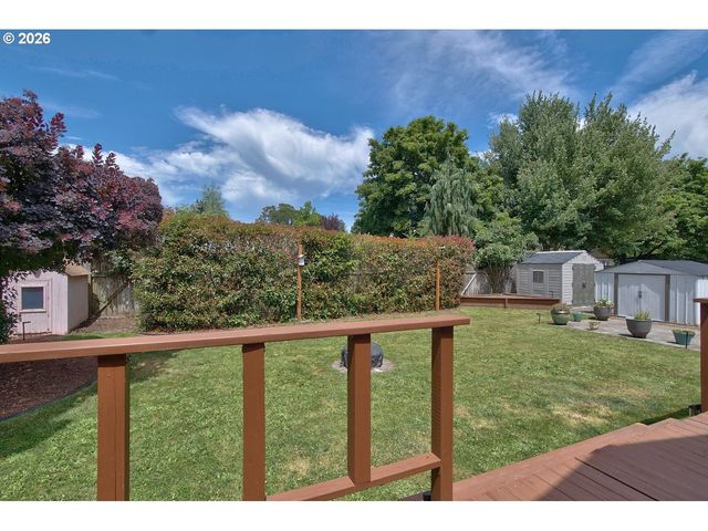 19775 Sw ROCK Rd, Aloha, OR 97003