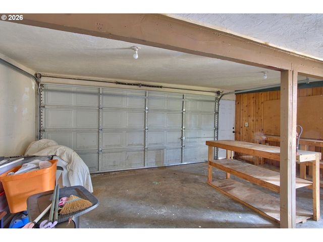 19775 Sw ROCK Rd, Aloha, OR 97003