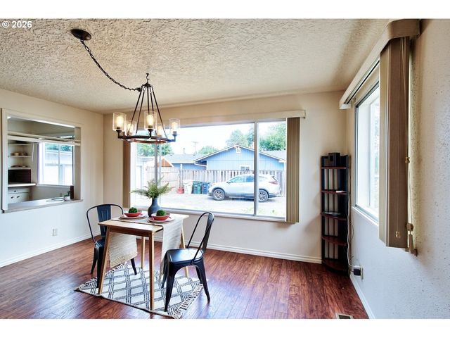 19775 Sw ROCK Rd, Aloha, OR 97003
