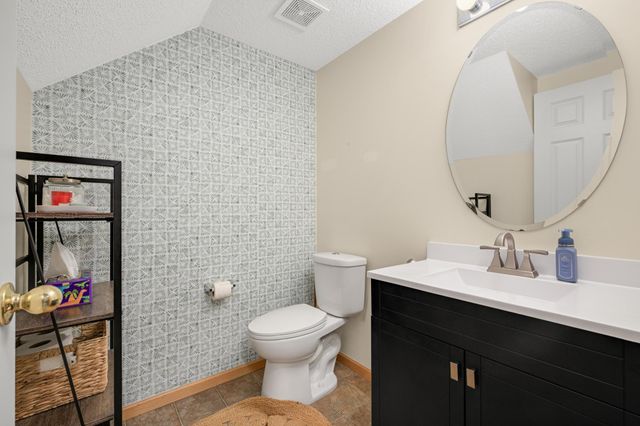 4811 Blaine Avenue, Inver Grove Heights, MN 55076