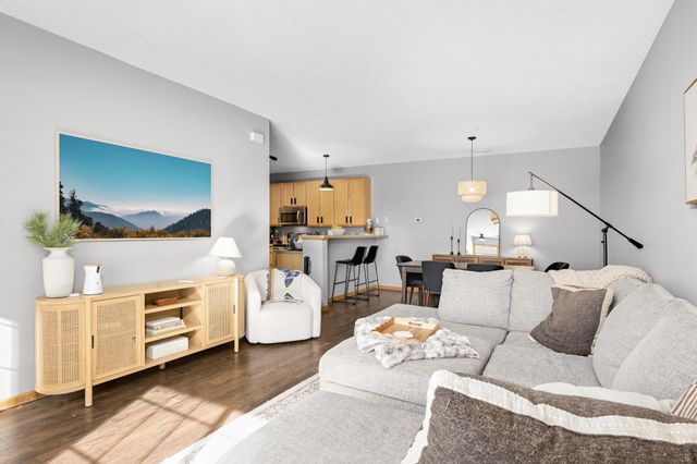 4811 Blaine Avenue, Inver Grove Heights, MN 55076