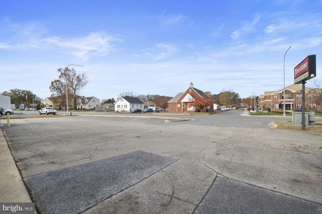 1155 S GOVERNORS AVE, Dover, DE 19904