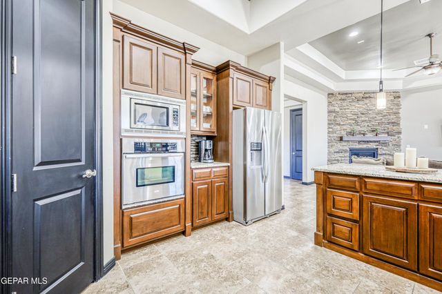 1400 FRANKLIN DELL Street, El Paso, TX 79912