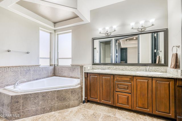 1400 FRANKLIN DELL Street, El Paso, TX 79912