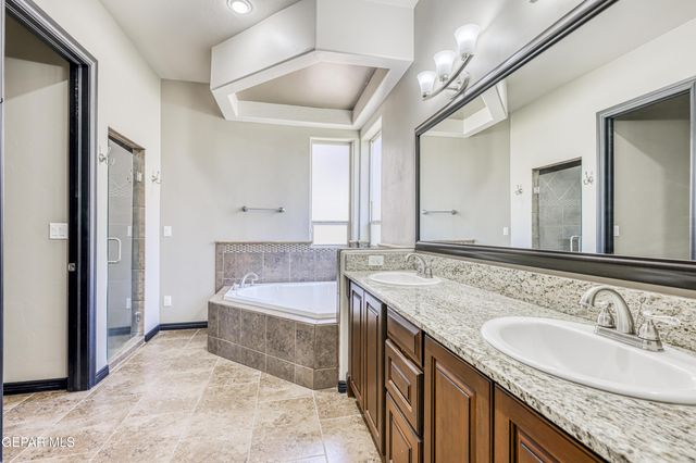 1400 FRANKLIN DELL Street, El Paso, TX 79912