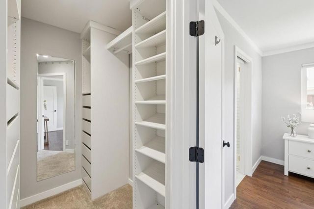 33423344 Los Prados Street, San Mateo, CA 94403