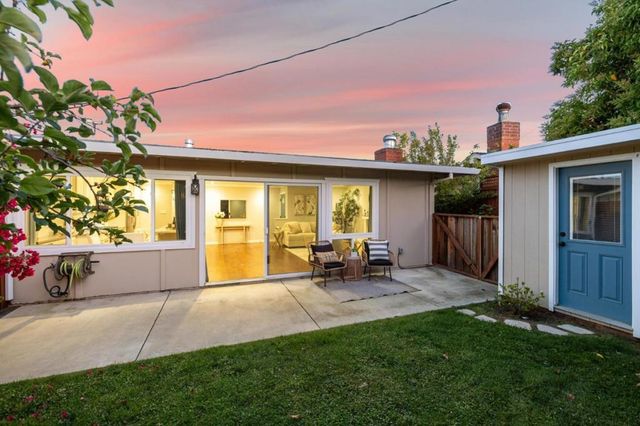 33423344 Los Prados Street, San Mateo, CA 94403