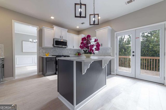 7402 Gossamer Street, Union City, GA 30291