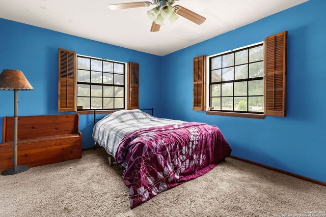 517 Oakwood, New Braunfels, TX 78130