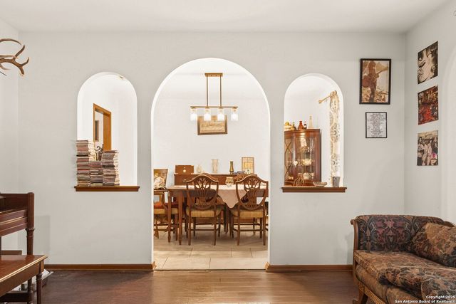 517 Oakwood, New Braunfels, TX 78130