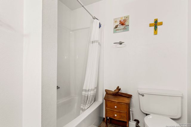 517 Oakwood, New Braunfels, TX 78130