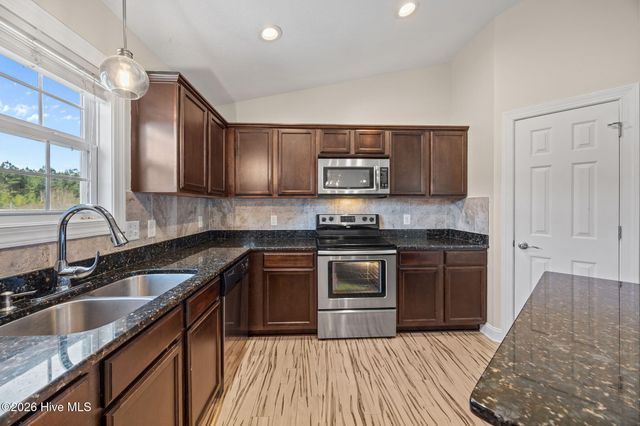 210 Tall Tree Court, Maysville, NC 28555