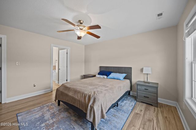 210 Tall Tree Court, Maysville, NC 28555