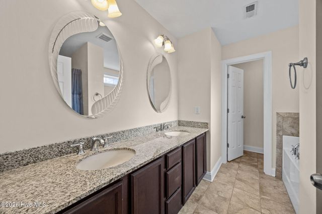 210 Tall Tree Court, Maysville, NC 28555