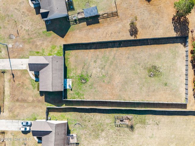 210 Tall Tree Court, Maysville, NC 28555