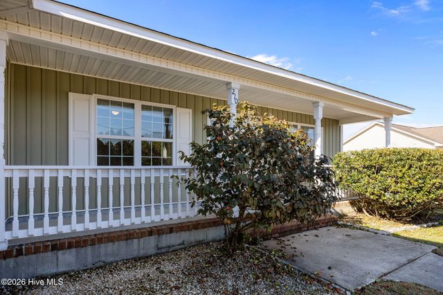 210 Tall Tree Court, Maysville, NC 28555