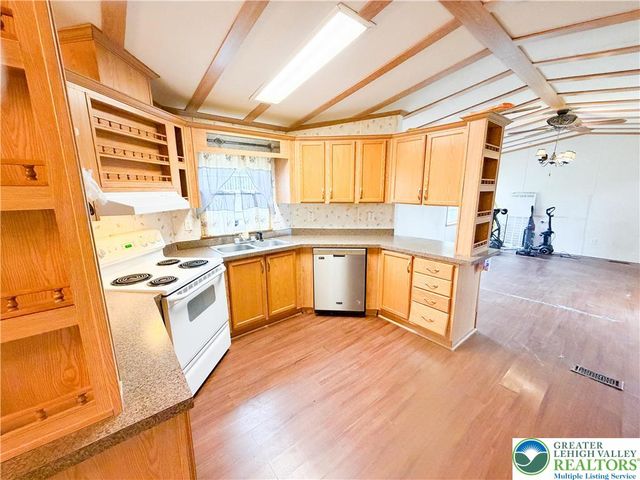 147 Ashley Lane, East Penn Twp, PA 18235