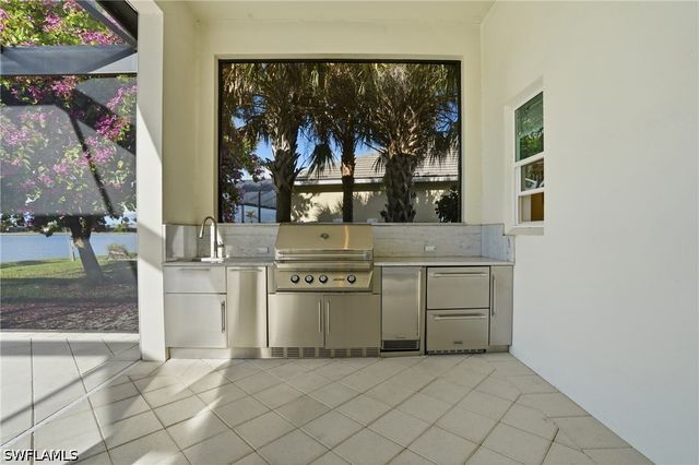 14831 Dockside LN, Naples, FL 34114