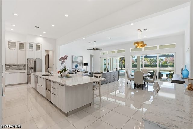 14831 Dockside LN, Naples, FL 34114