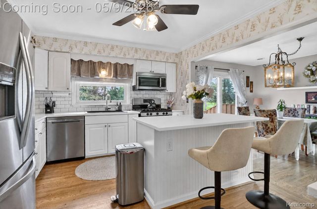 1180 N Hurd Road, Brandon Charter Township, MI 48462