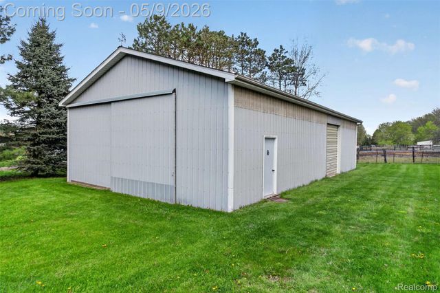 1180 N Hurd Road, Brandon Charter Township, MI 48462
