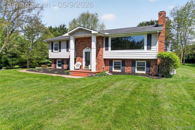 1180 N Hurd Road, Brandon Charter Township, MI 48462