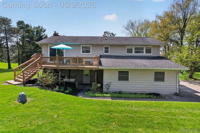 1180 N Hurd Road, Brandon Charter Township, MI 48462