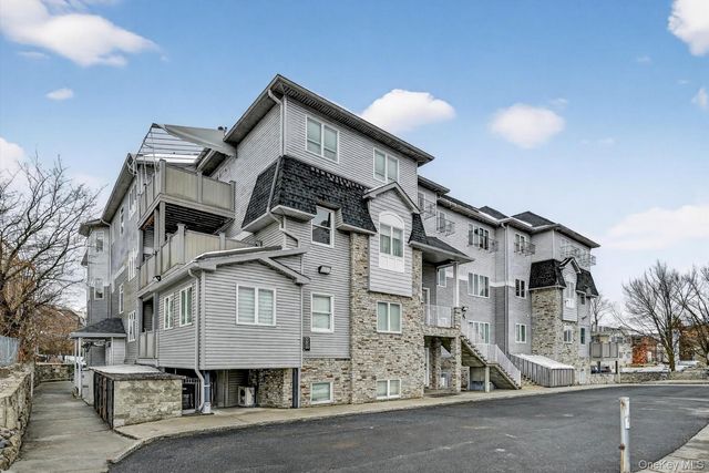 6 Garfield Road 311, Monroe, NY 10950