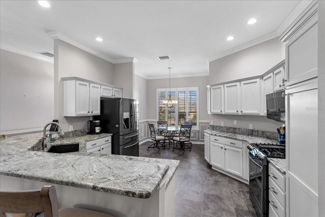 566 ALLENWOOD LOOP, The Villages, FL 32162