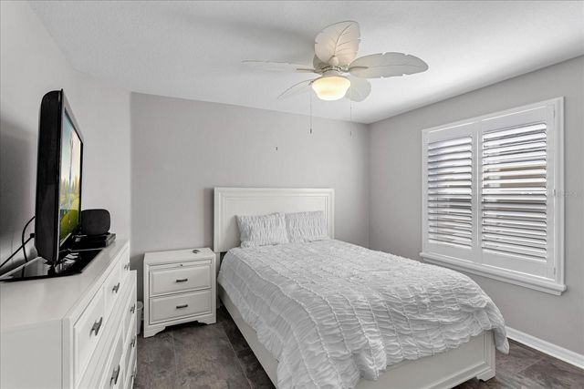 566 ALLENWOOD LOOP, The Villages, FL 32162