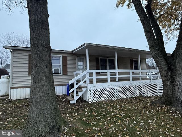 121 CHERRY LN, Dillsburg, PA 17019