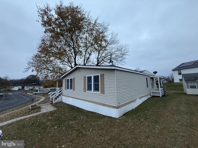 121 CHERRY LN, Dillsburg, PA 17019