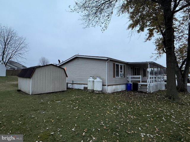 121 CHERRY LN, Dillsburg, PA 17019