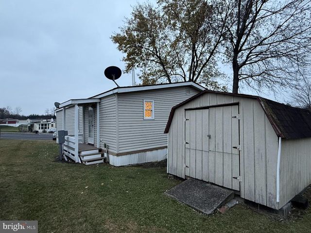 121 CHERRY LN, Dillsburg, PA 17019