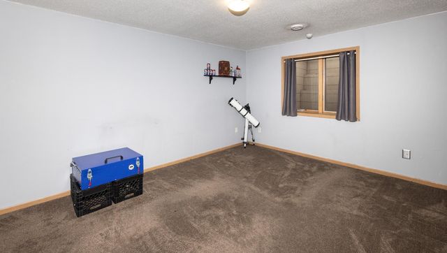 1527 41st Avenue S, Moorhead, MN 56560