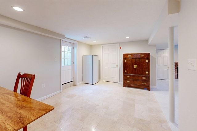 17 Fairview Rd, Medfield, MA 02052