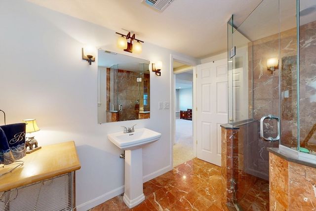 17 Fairview Rd, Medfield, MA 02052