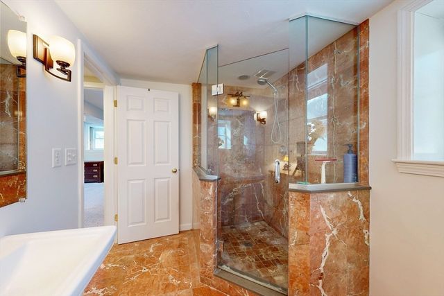 17 Fairview Rd, Medfield, MA 02052